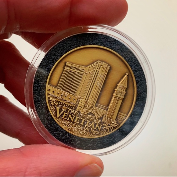 Guggenheim Coin The Venetian, Las Vegas - Picture 6 of 6